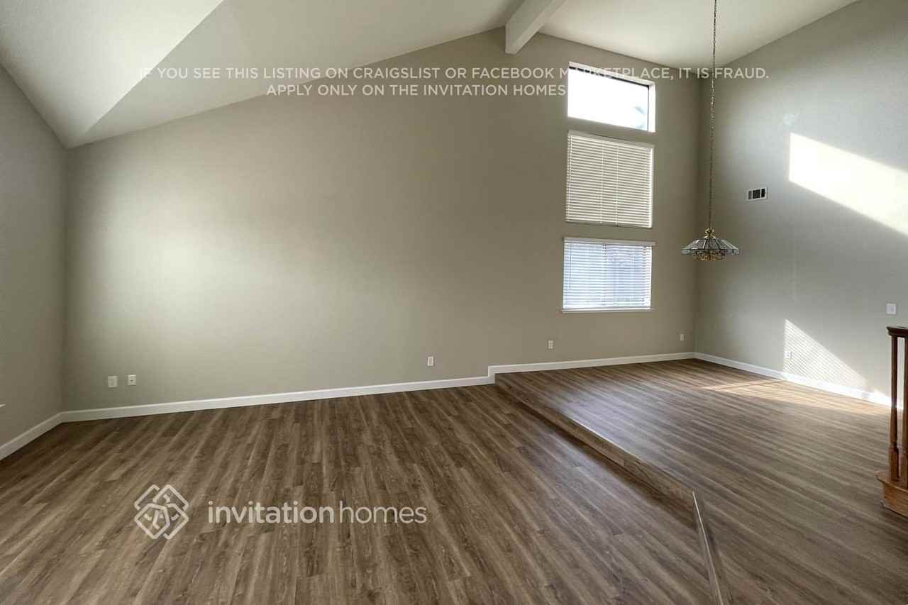 4501 Deerhorn Ct - Photo 2 of 15