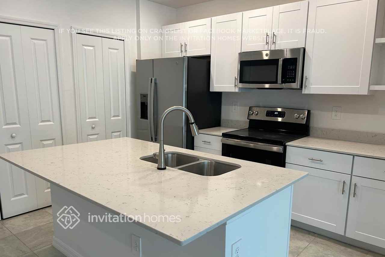 10449 Bradmore Rd #18 - Photo 4 of 23