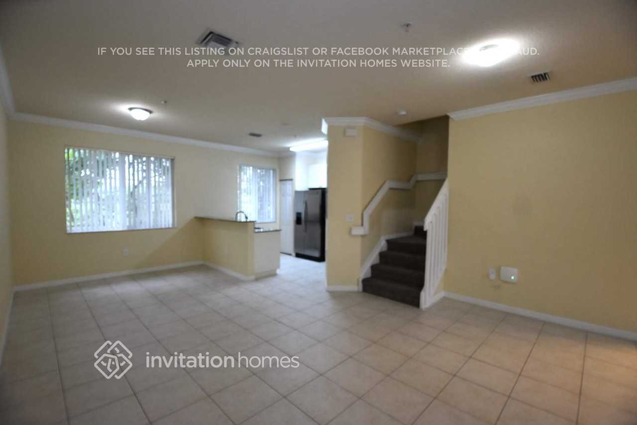 5030 Sw 126th Ave #225 - Photo 3 of 13