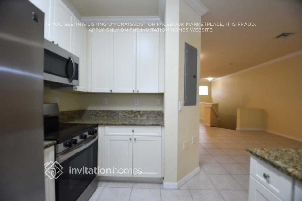 5030 Sw 126th Ave #225 - Photo 5 of 13