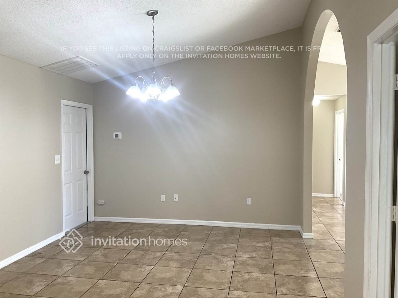 335 Lake Daisy Loop - Photo 3 of 12