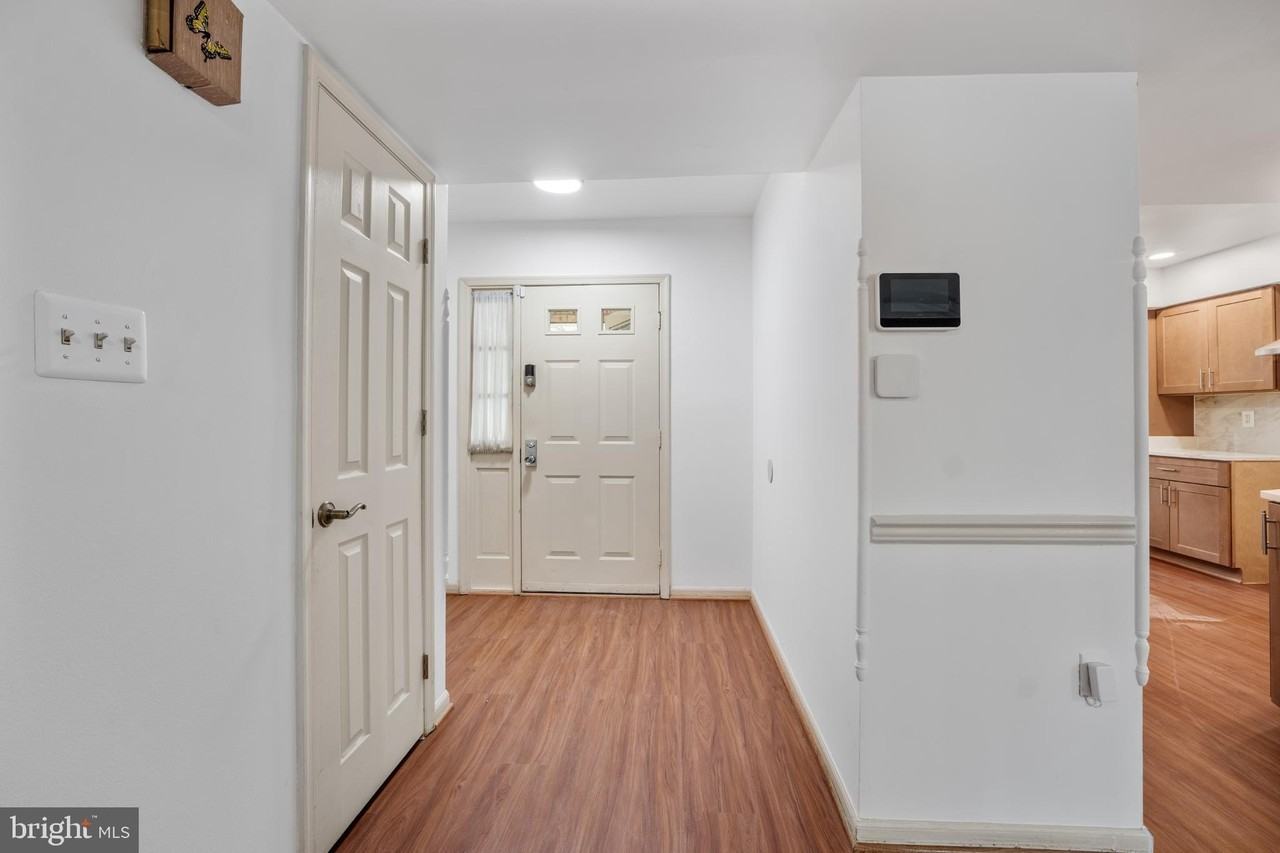 1103 Moorefield Hill Ct Sw - Photo 7 of 28