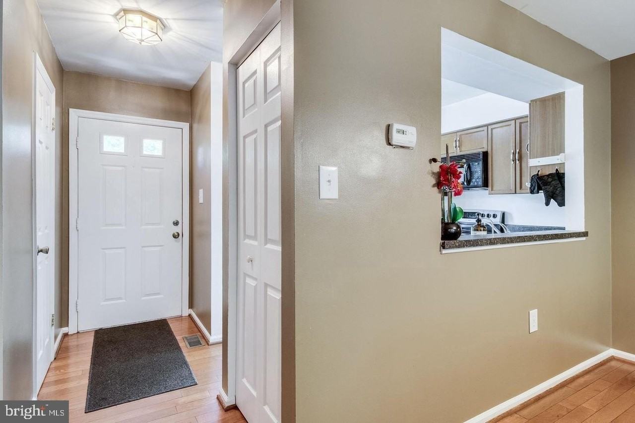 5730 Evergreen Knoll Ct - Photo 5 of 31