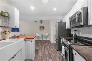 13501 Whitby Rd #1 - Photo 3 of 36