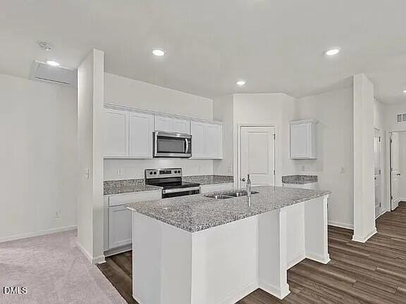 3021 Winding Ridge Dr - Photo 3 of 15