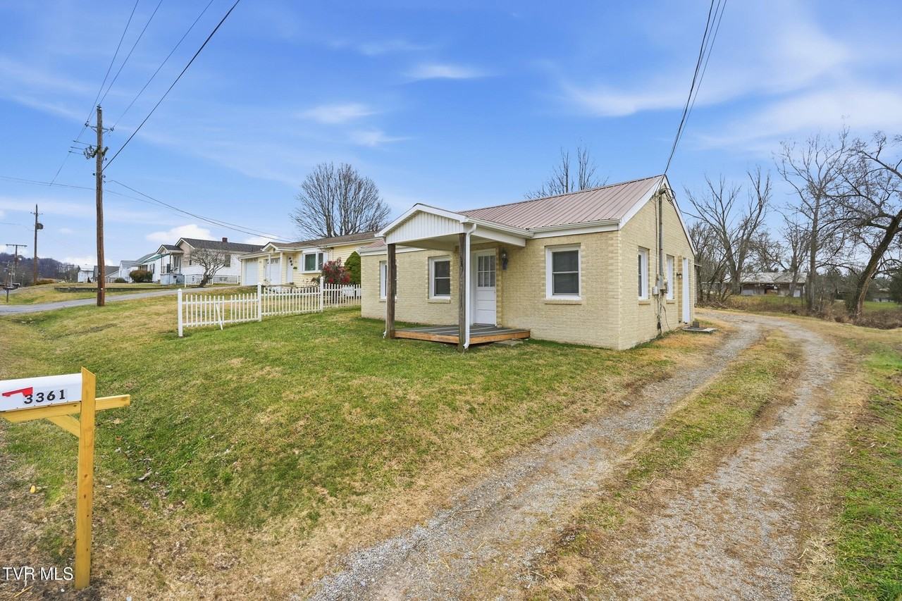 3361 Bloomingdale Rd