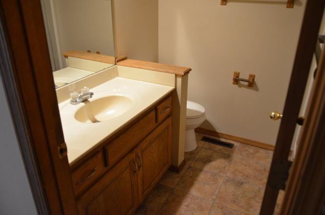 404 E Pace Ct #1 - Photo 4 of 11