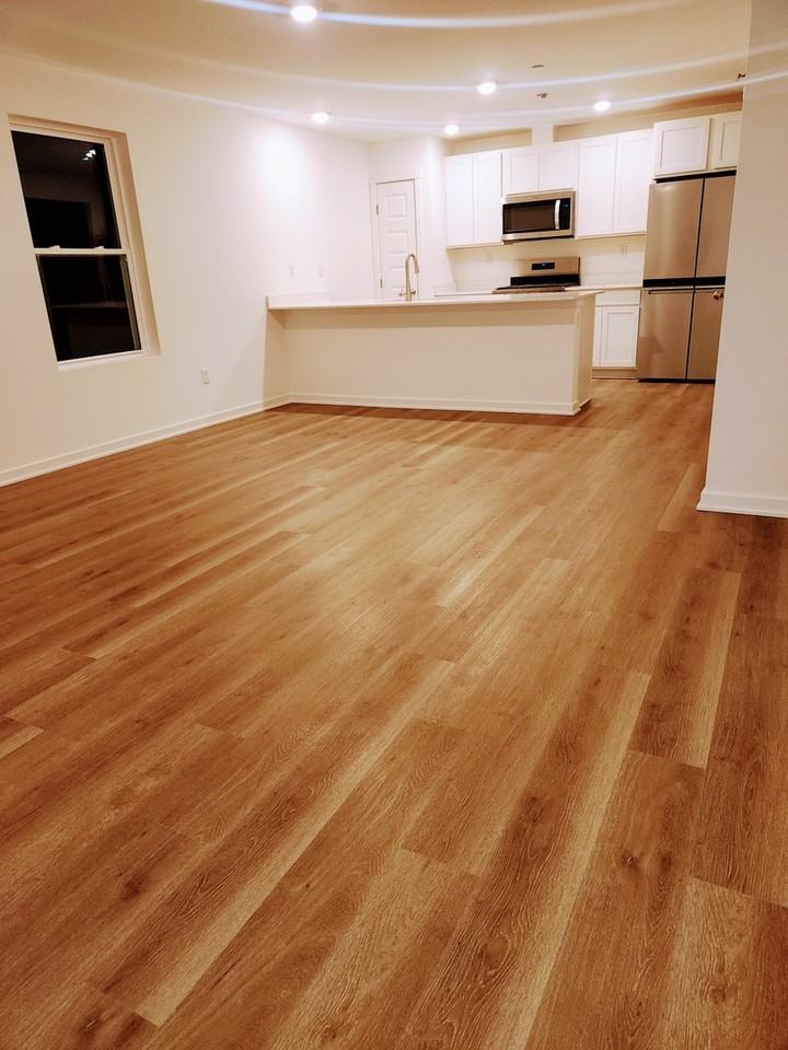 2334 Noble Ln - Photo 2 of 15