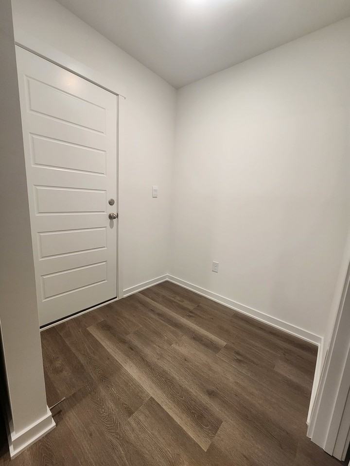 2334 Noble Ln - Photo 7 of 15