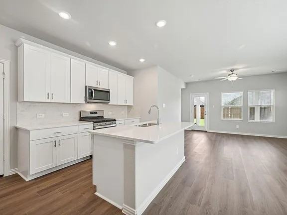518 Willet Dr #1 - Photo 2 of 32