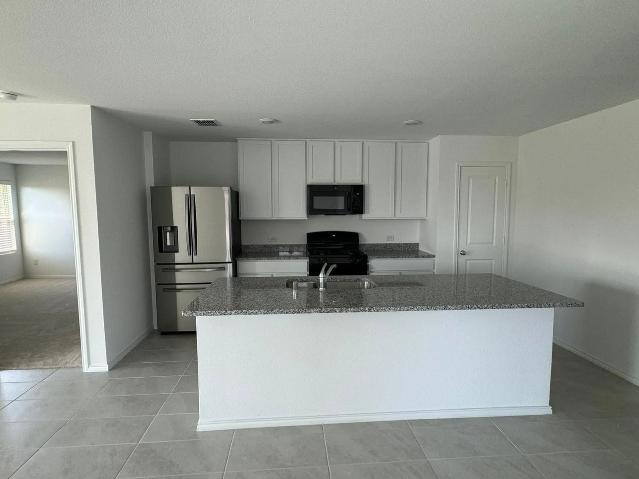 2824 Eppright Dr #1 - Photo 3 of 14