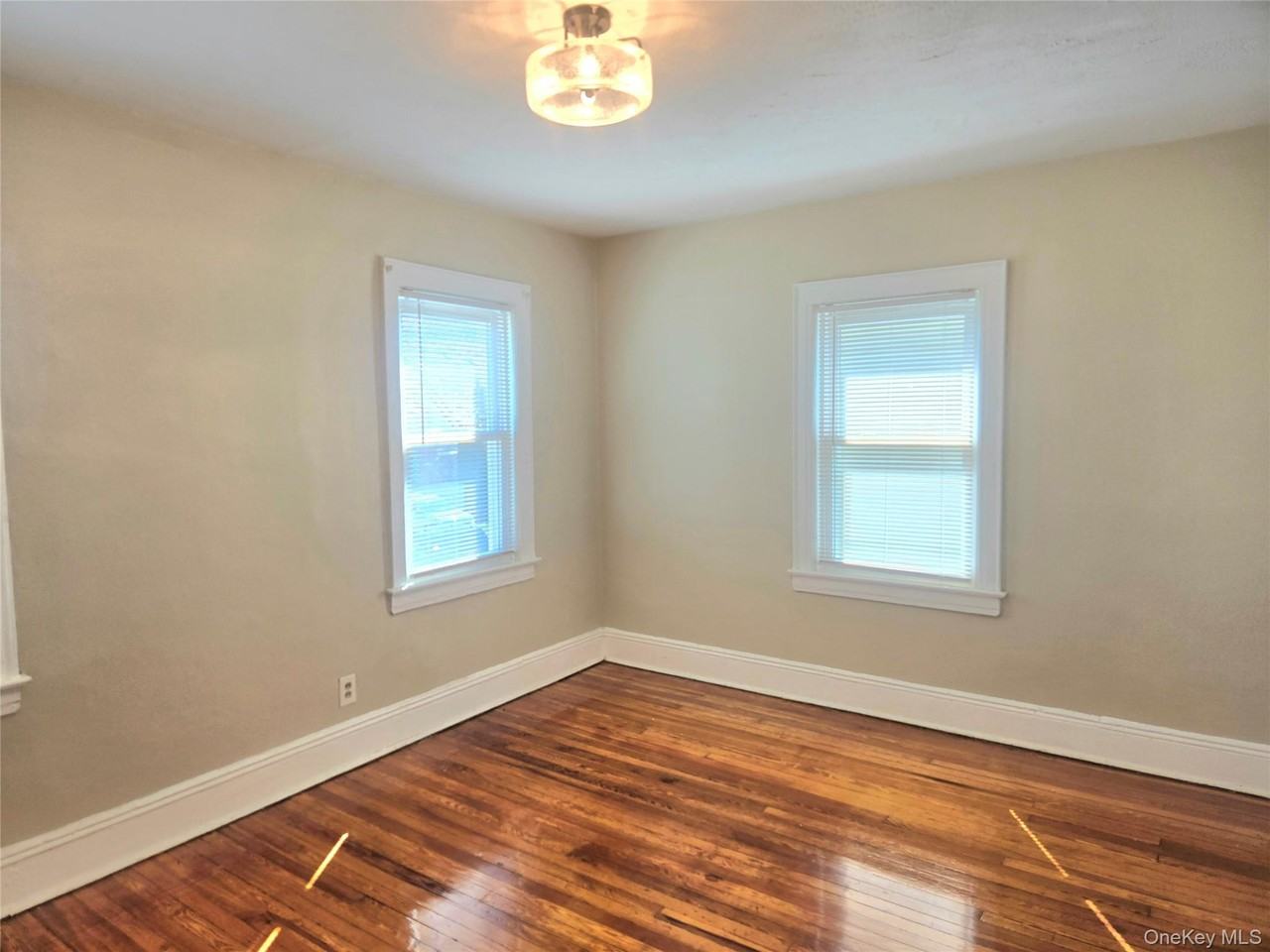 11838 219th St ##2 - Photo 3 of 4