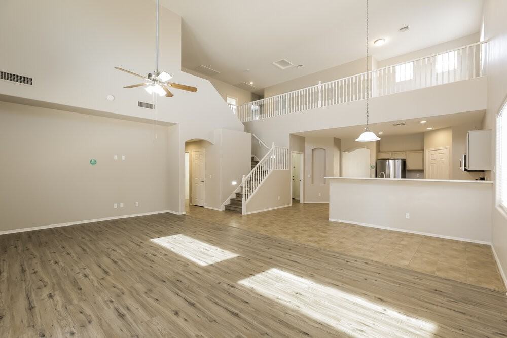 46141 W Morning View Ln - Photo 4 of 17