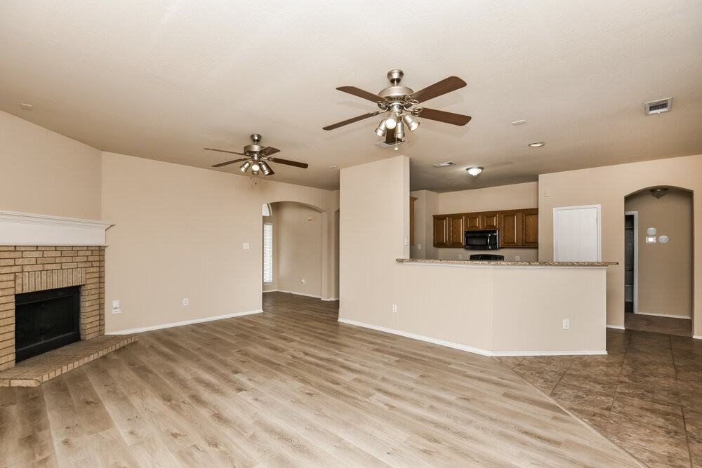 1313 Pepperfield Ct - Photo 6 of 16