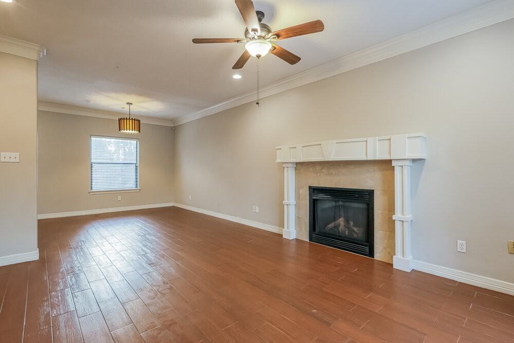 612 Spruce Dr - Photo 4 of 17