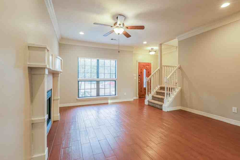 612 Spruce Dr - Photo 6 of 17