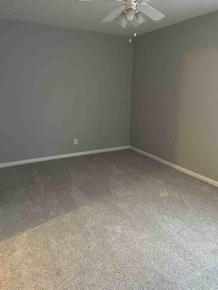 6933 Buckridge West Drive - Photo 4 of 9