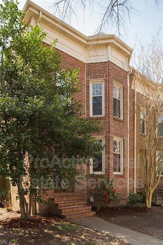 431 W Princess Anne Rd - Photo 4 of 10