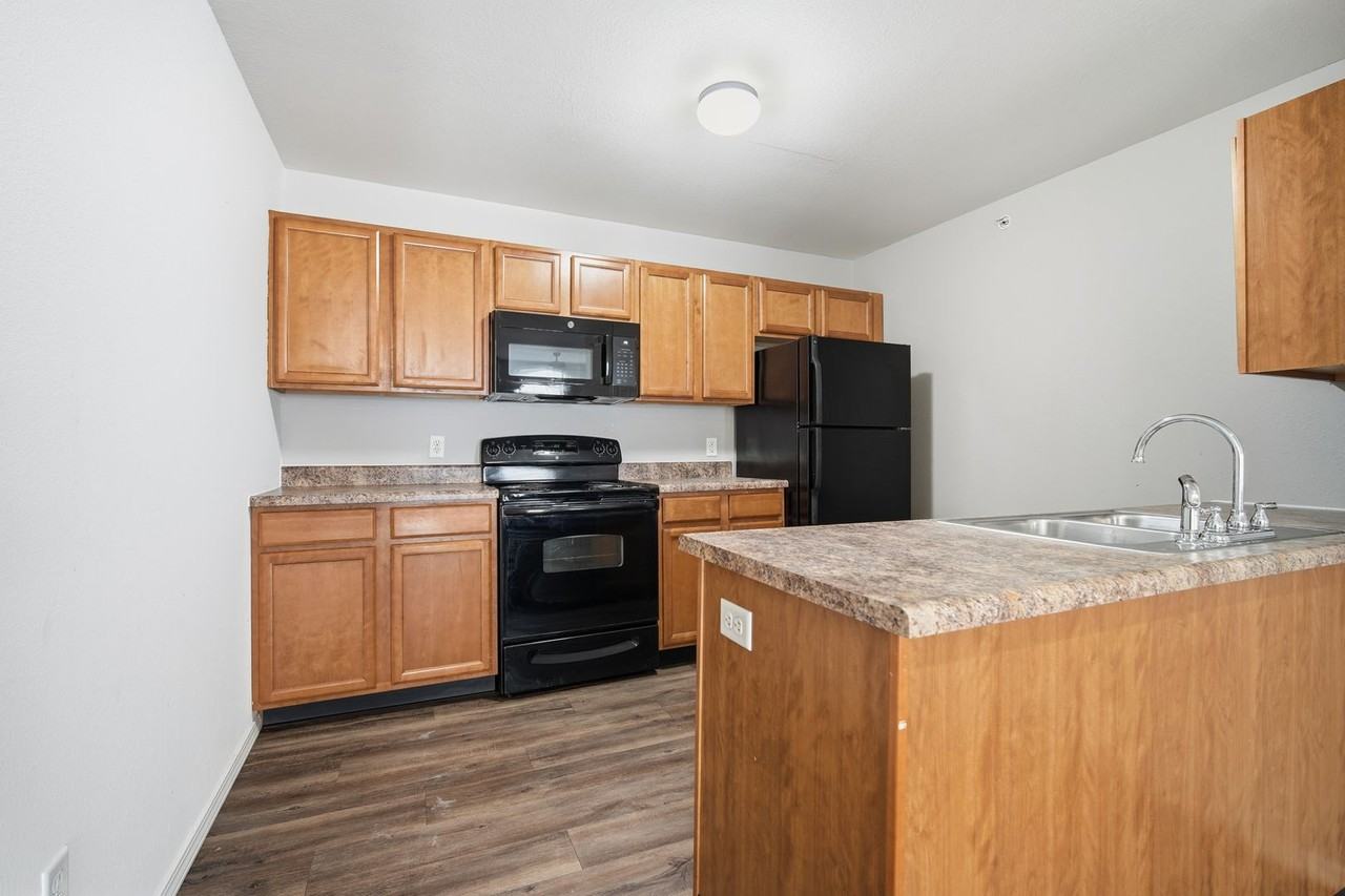 Revolutionary Square - Photo 2 of 31