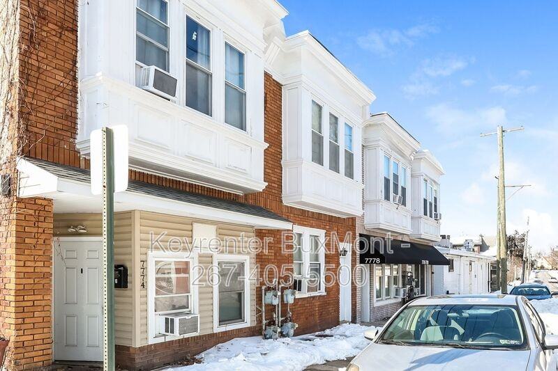 7774 Montgomery Ave - Photo 2 of 15