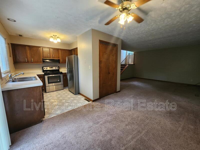 4933 Ginny Ave - Photo 3 of 14