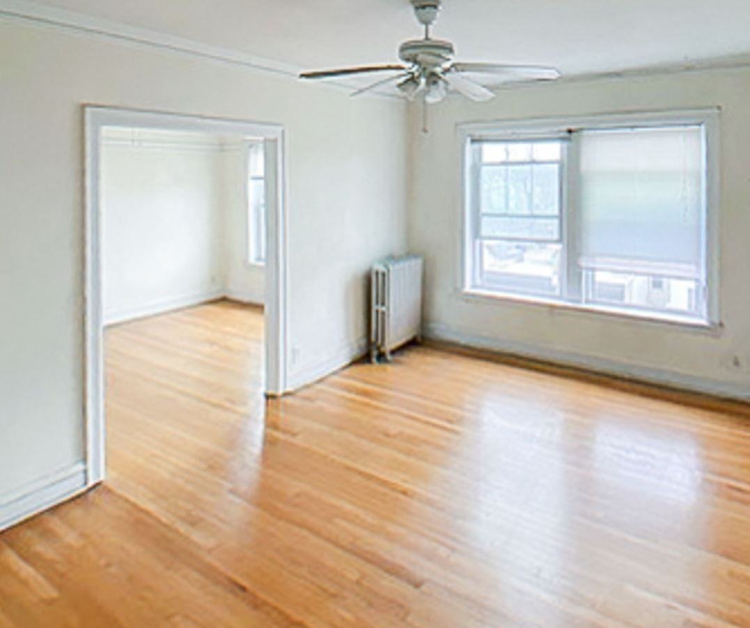 N Damen Ave & W Foster Ave - Photo 4 of 9