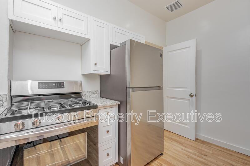 71 W Simpson St - Photo 2 of 13