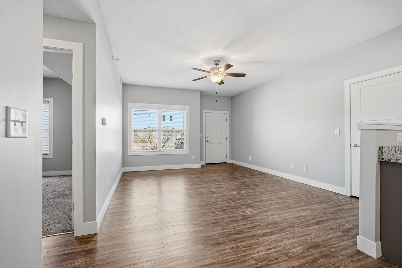 1031 Ekstam - Photo 5 of 11