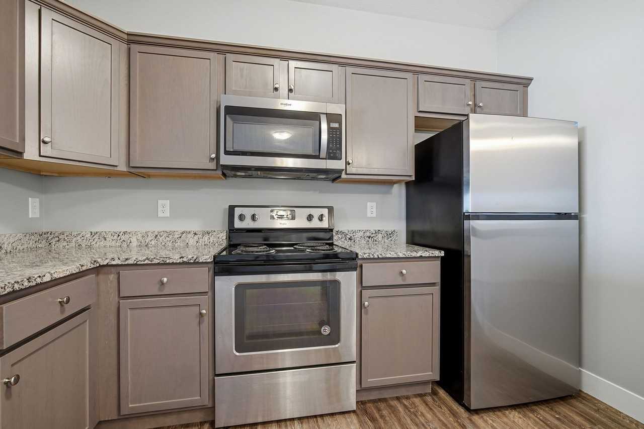 1031 Ekstam - Photo 2 of 11