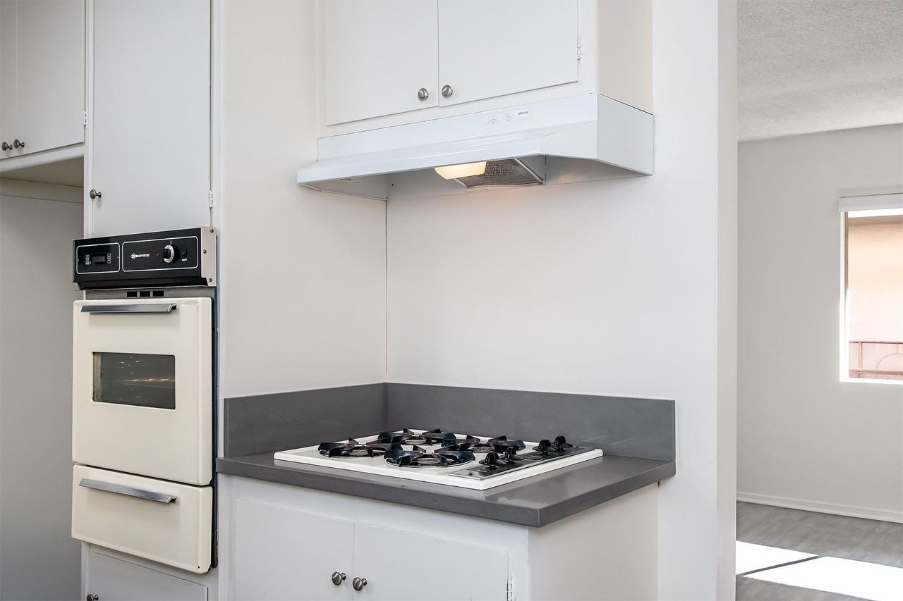 lex122 - Photo 2 of 9