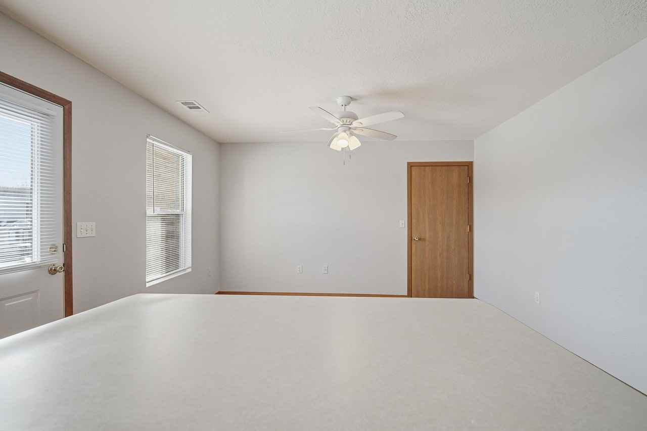 Main & Veterans Crossing - Photo 6 of 11