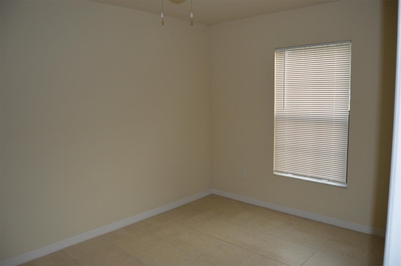 3408 Santa Barbara Boulevard - Photo 5 of 20