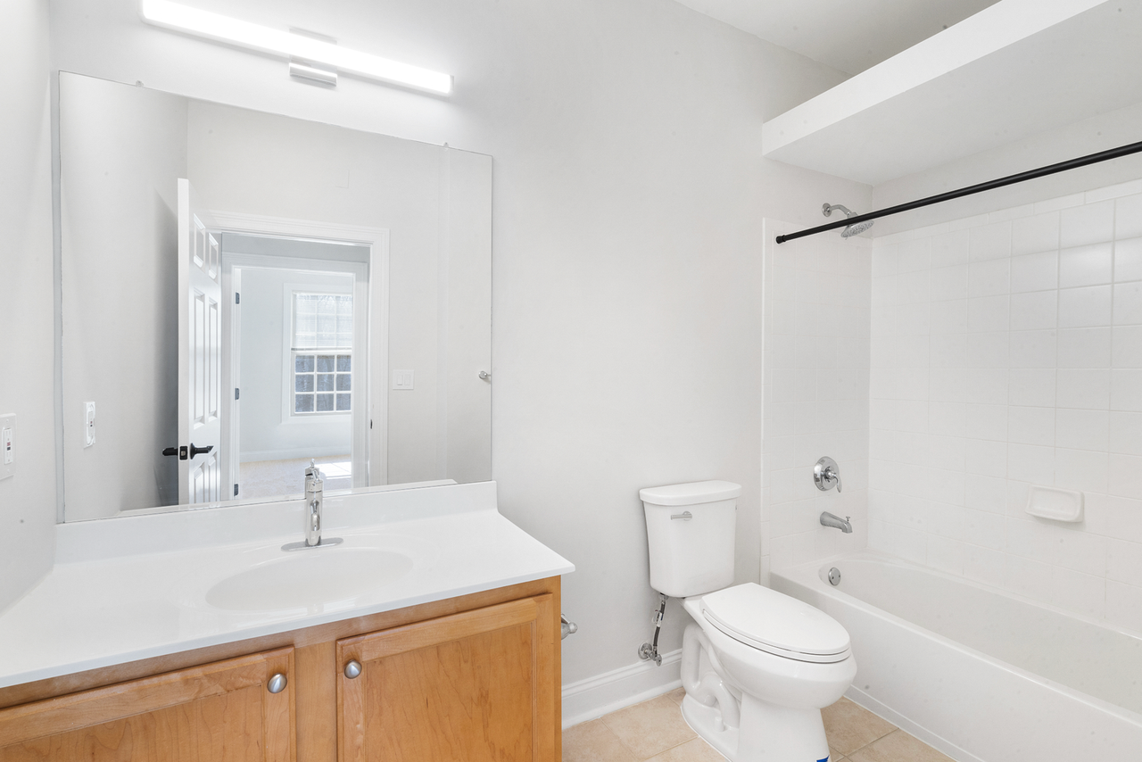 Millpond at Franklin Lakes - Photo 5 of 27