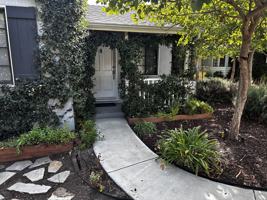 featured image of 10924 3/4 Landale St