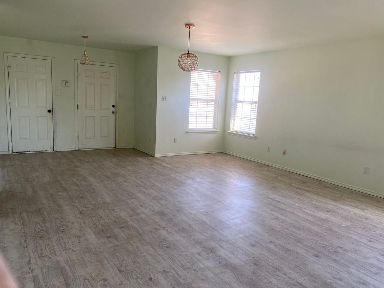 1805 79th Pl - Photo 6 of 16