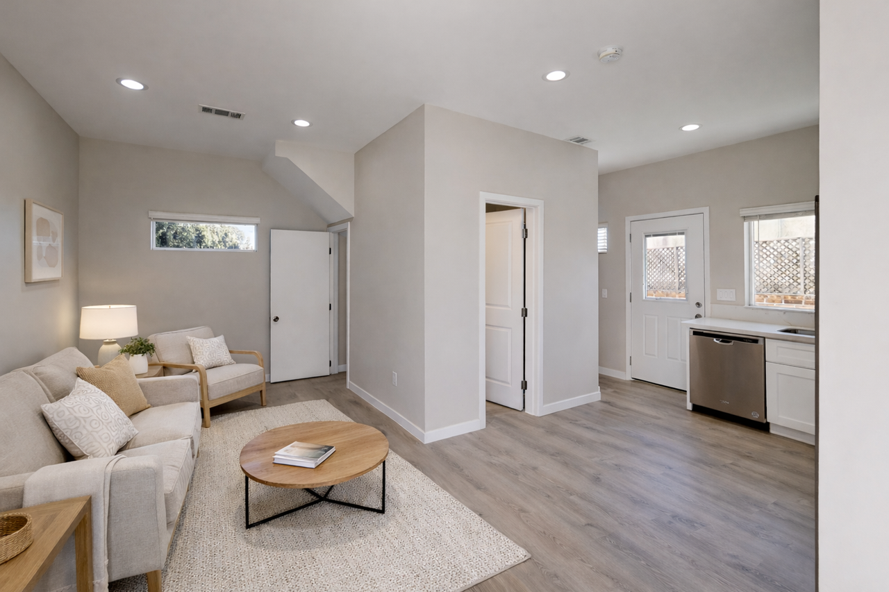 5145 Ewing St - Photo 4 of 22