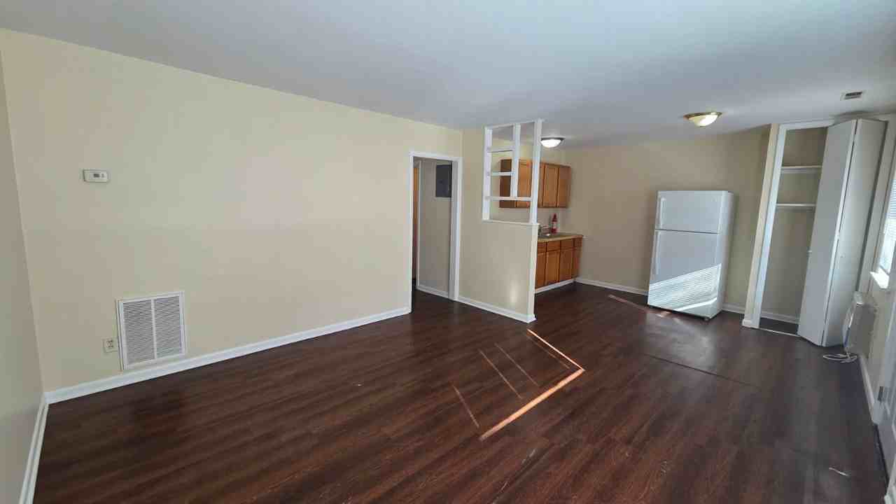 Slate - Photo 4 of 18