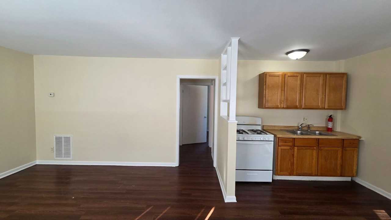 Slate - Photo 5 of 18