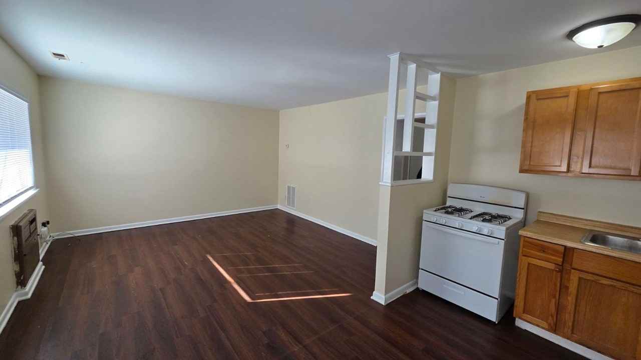 Slate - Photo 6 of 18