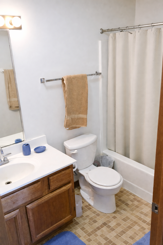 Fargo - Photo 5 of 12