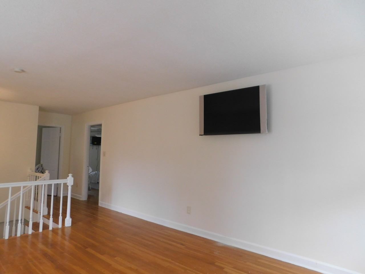 349 Dublin Court - Photo 5 of 50