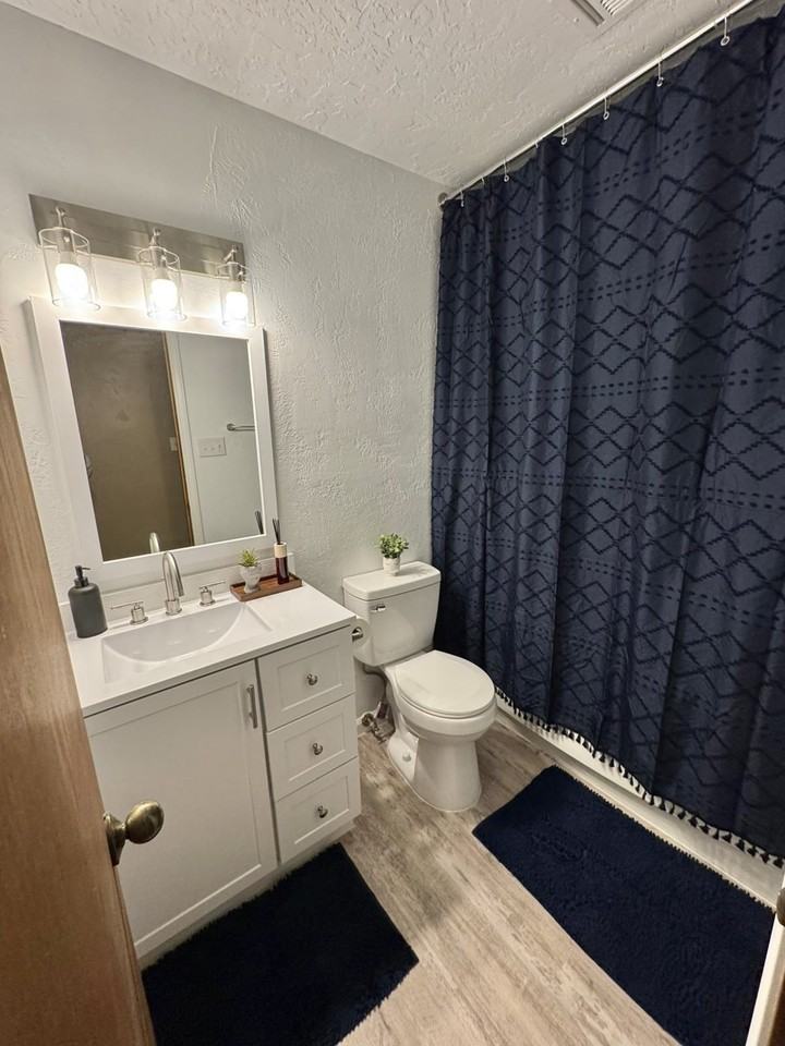 Northwest 74th Street - Photo 6 of 11