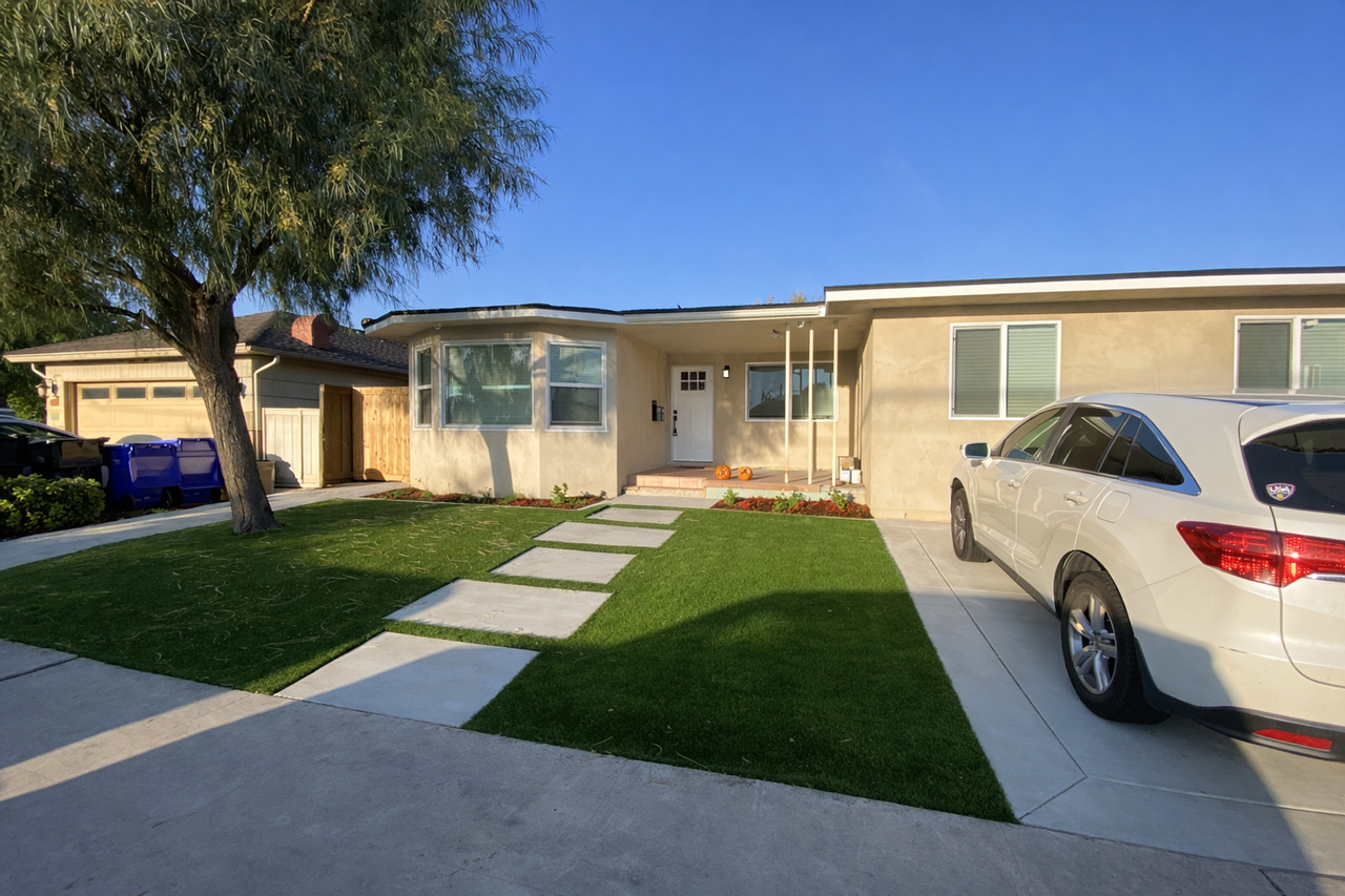 4941 63rd St - Photo 2 of 17