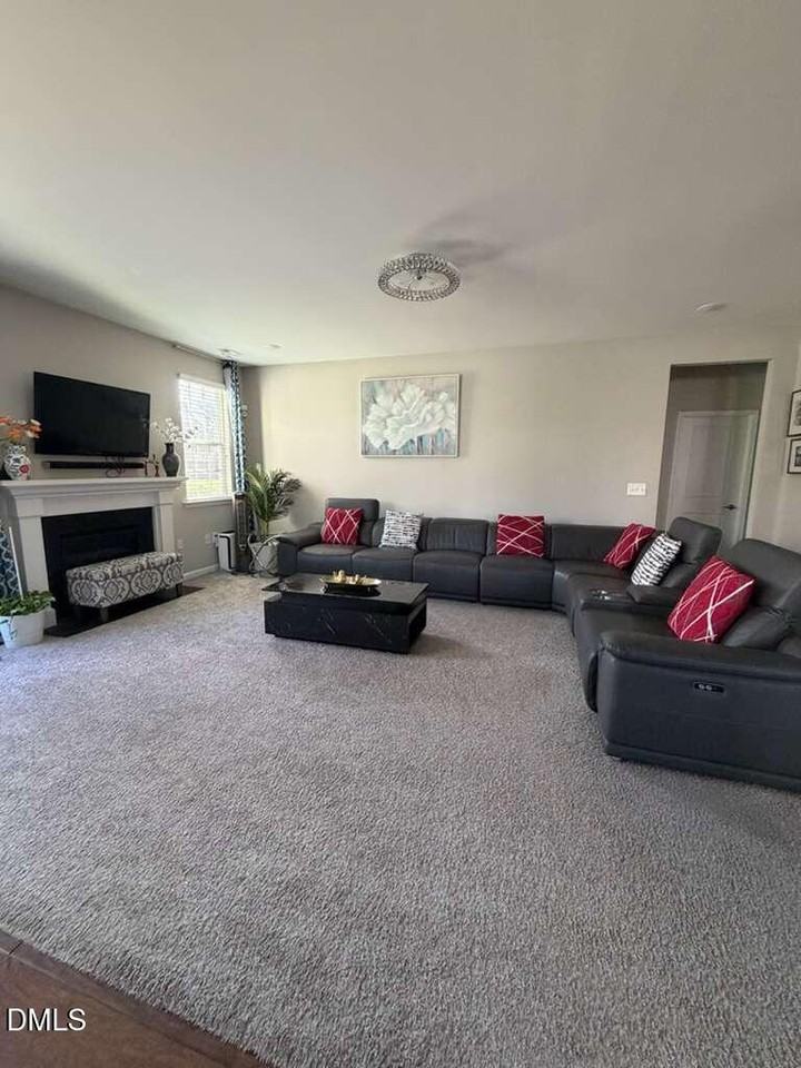 2961 Historic Cir - Photo 7 of 31