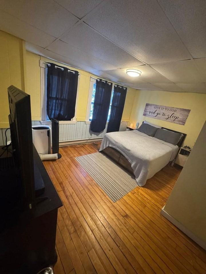 217 N Main St - Photo 3 of 6