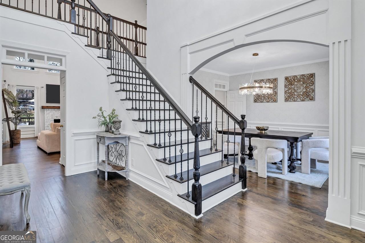 2980 Cadbury Trl - Photo 2 of 24