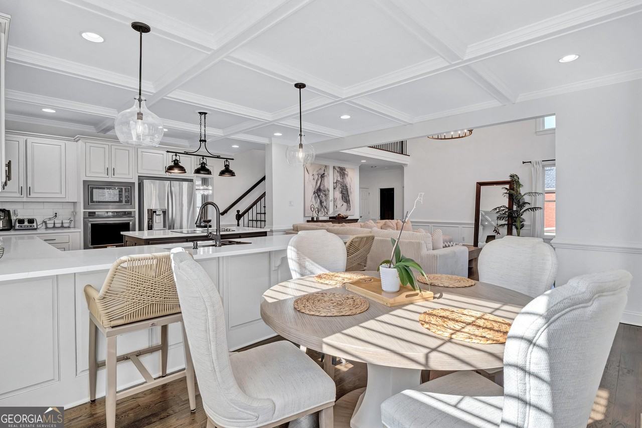 2980 Cadbury Trl - Photo 6 of 24