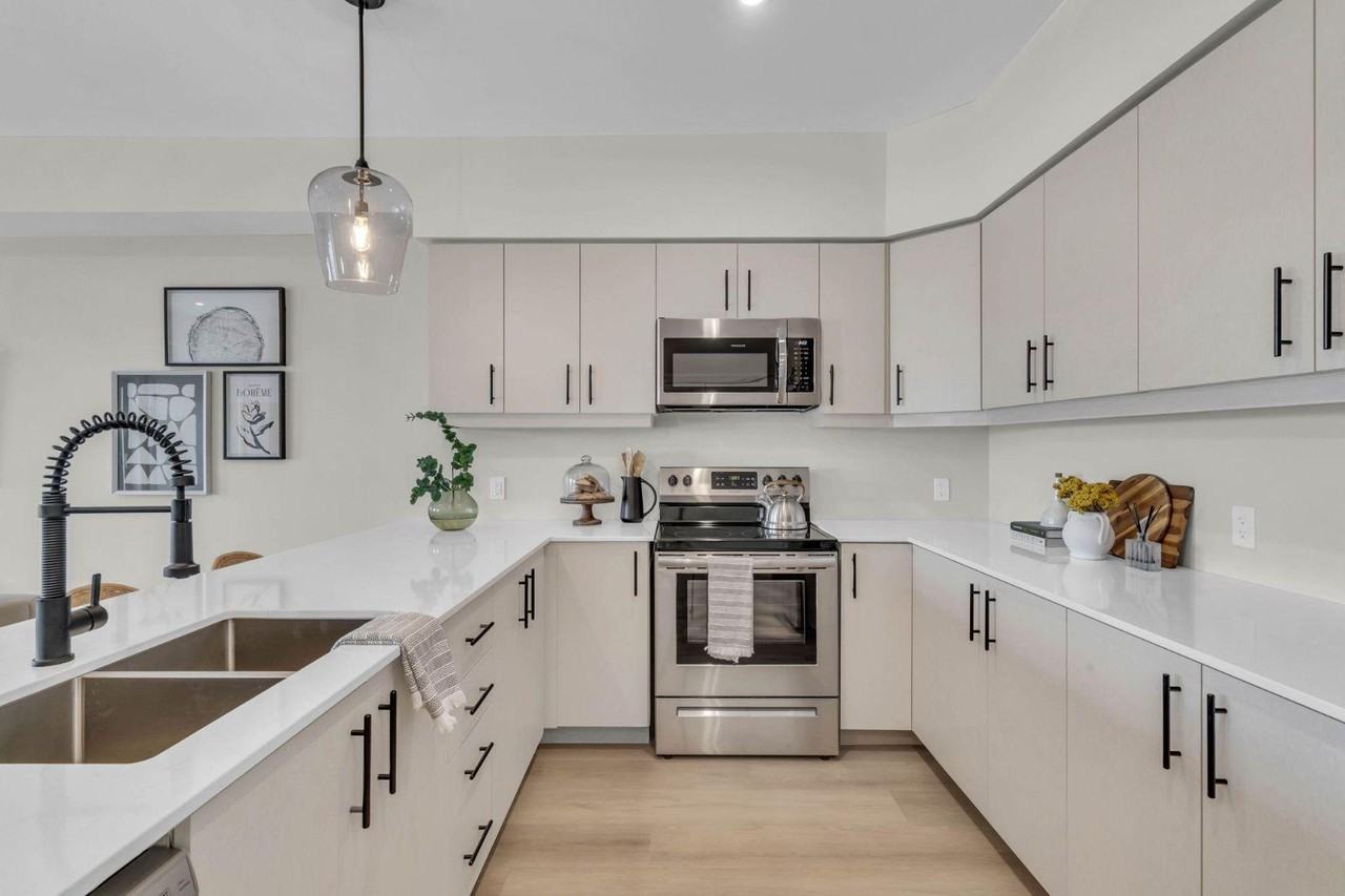 185 Jacks Way - Photo 3 of 18