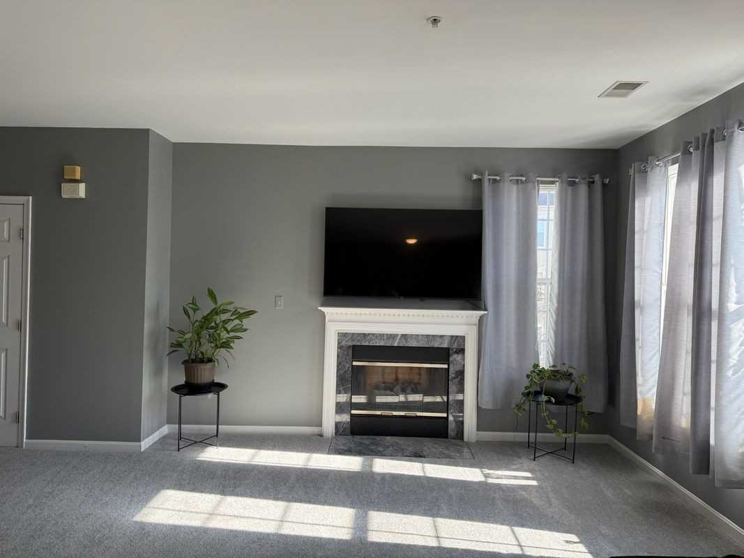 14621 Hampshire Hall Ct - Photo 4 of 10