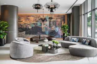 460 Ne 28th St - Photo 1 of 1